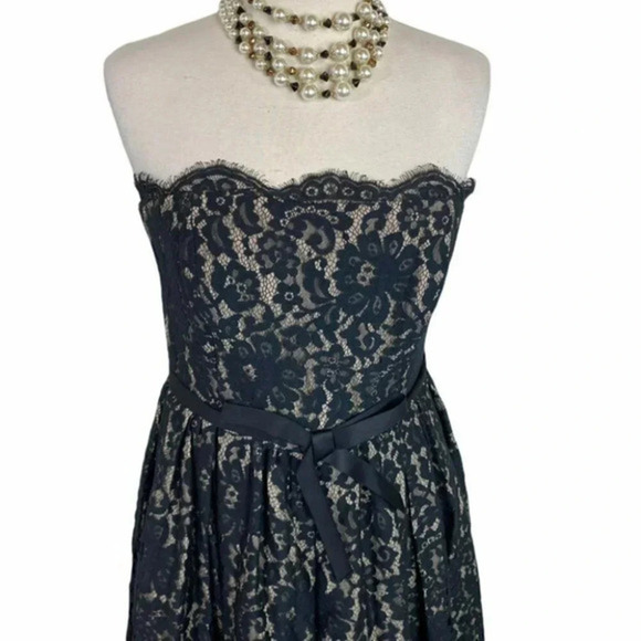 Robert Rodriguez for Neiman Marcus 10 black lace strapless fit + flare dress - Picture 5 of 9